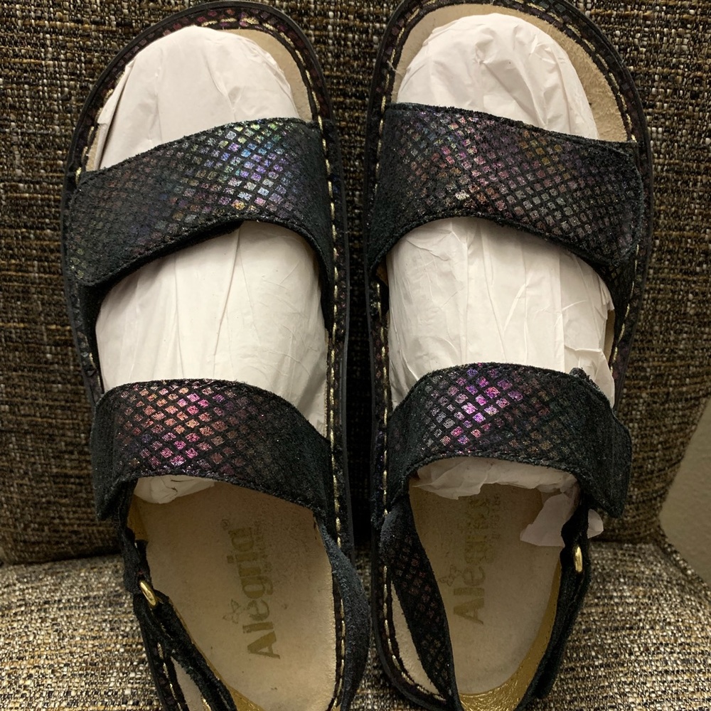 🐾Alegria adjustable sandals